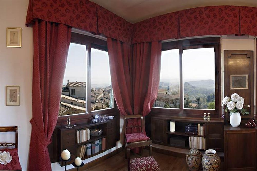 Residenza Fabroni Bed & Breakfast Montepulciano Bagian luar foto